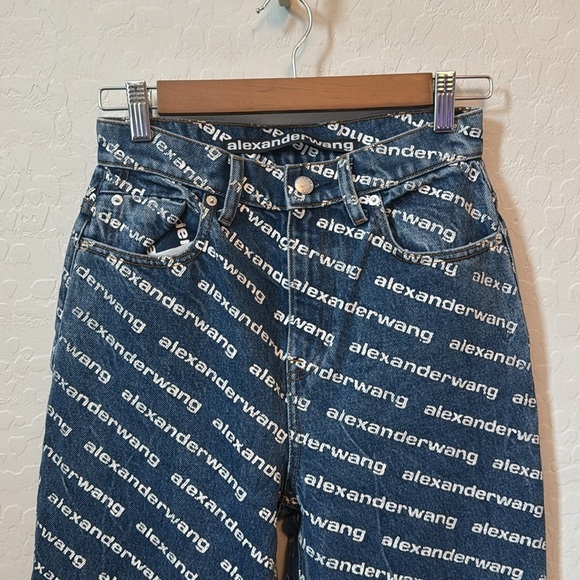Alexander Wang Bluff Pegged Leg High Rise Monogram Jean Size 25 - Picture 3 of 7